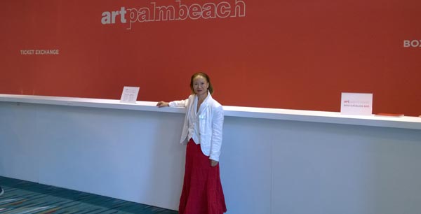 Art Palm Beach Reseption Desk